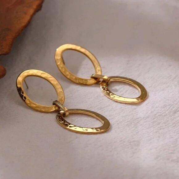 New Gold Oval Hoop Dangle Drop Earrings - Picture 8 of 9